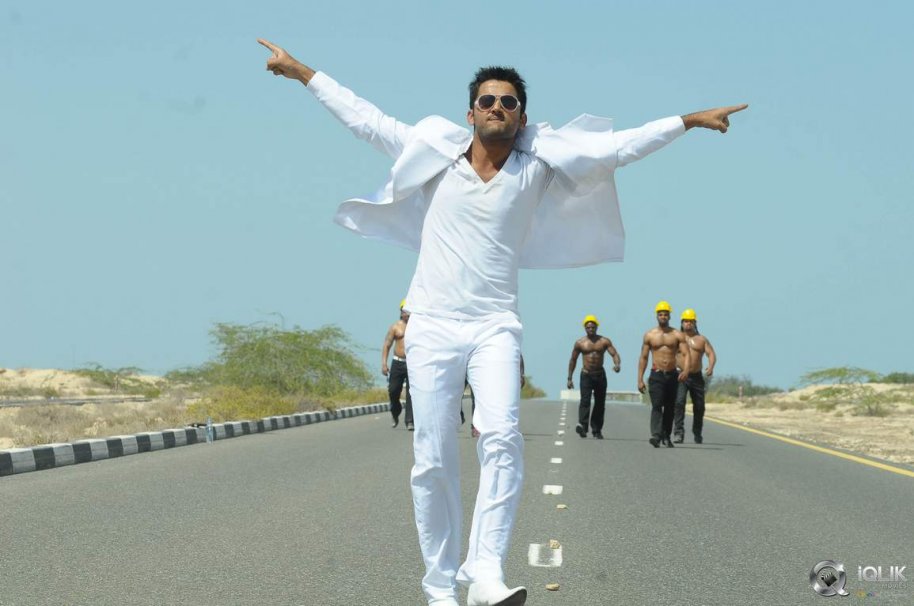 Gunde Jaari Gallanthayyinde